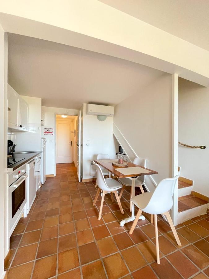Superb Apartment With Balcony Near The Beach Saint-Raphael  Luaran gambar